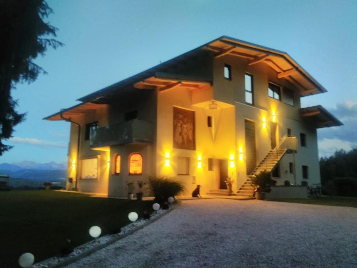 Gastehaus Dollenz Apartment Tiebitsch Ngoại thất bức ảnh